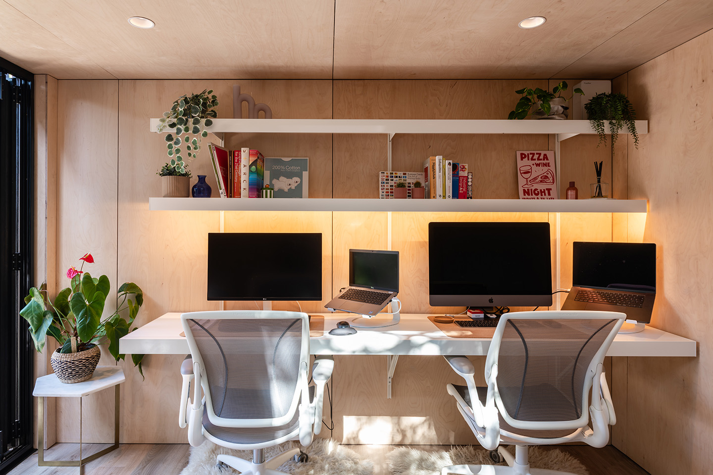 Double workspace